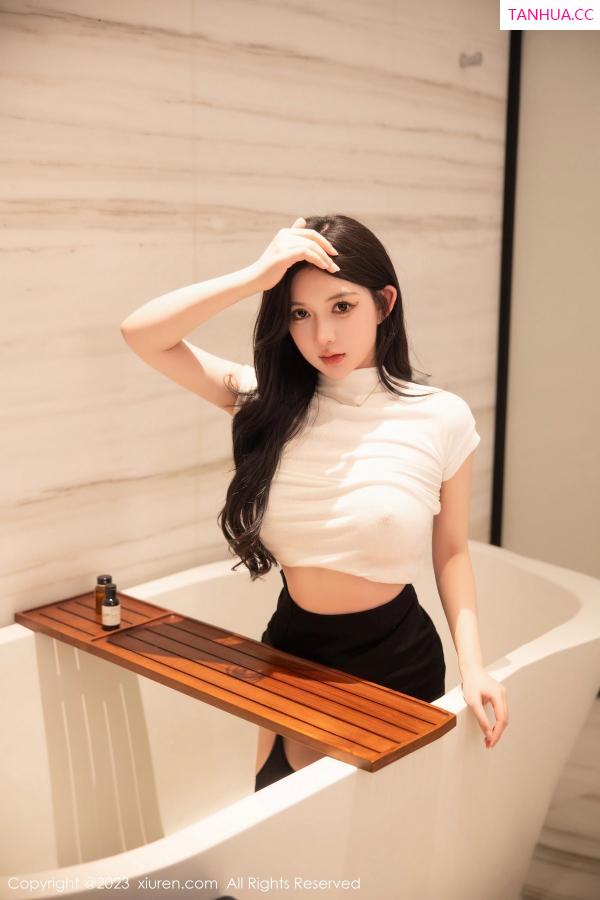   [XiuRen]高清写真图 2023.03.10 No.6394 林珊珊 短裙美臀第51张图片